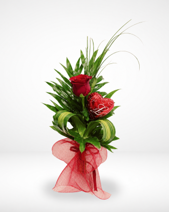 Refined Red Rose Heart Bouquet (1)